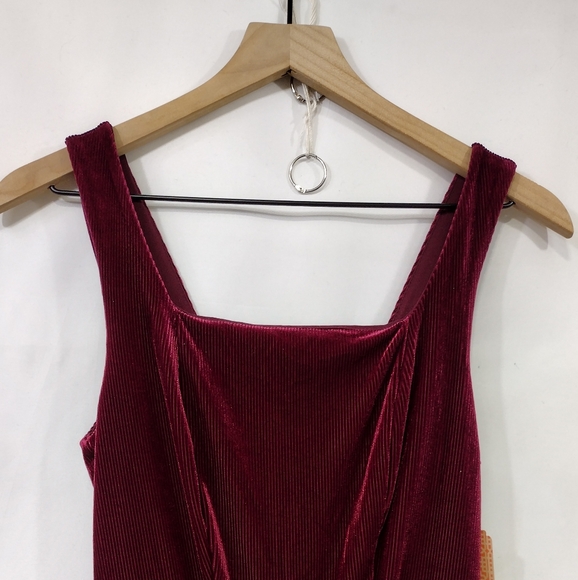 NWT GB Velvet Corduroy Jumpsuit Women's XS Burgundy Boho Retro 90s Minimalist - Picture 3 of 9